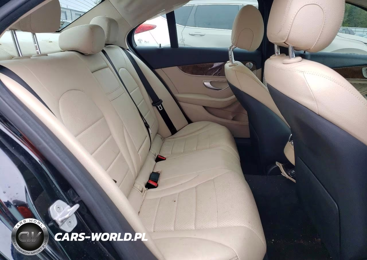 2015 Mercedes-Benz C 300 4Matic VIN:55SWF4KB0FU002600 - 10