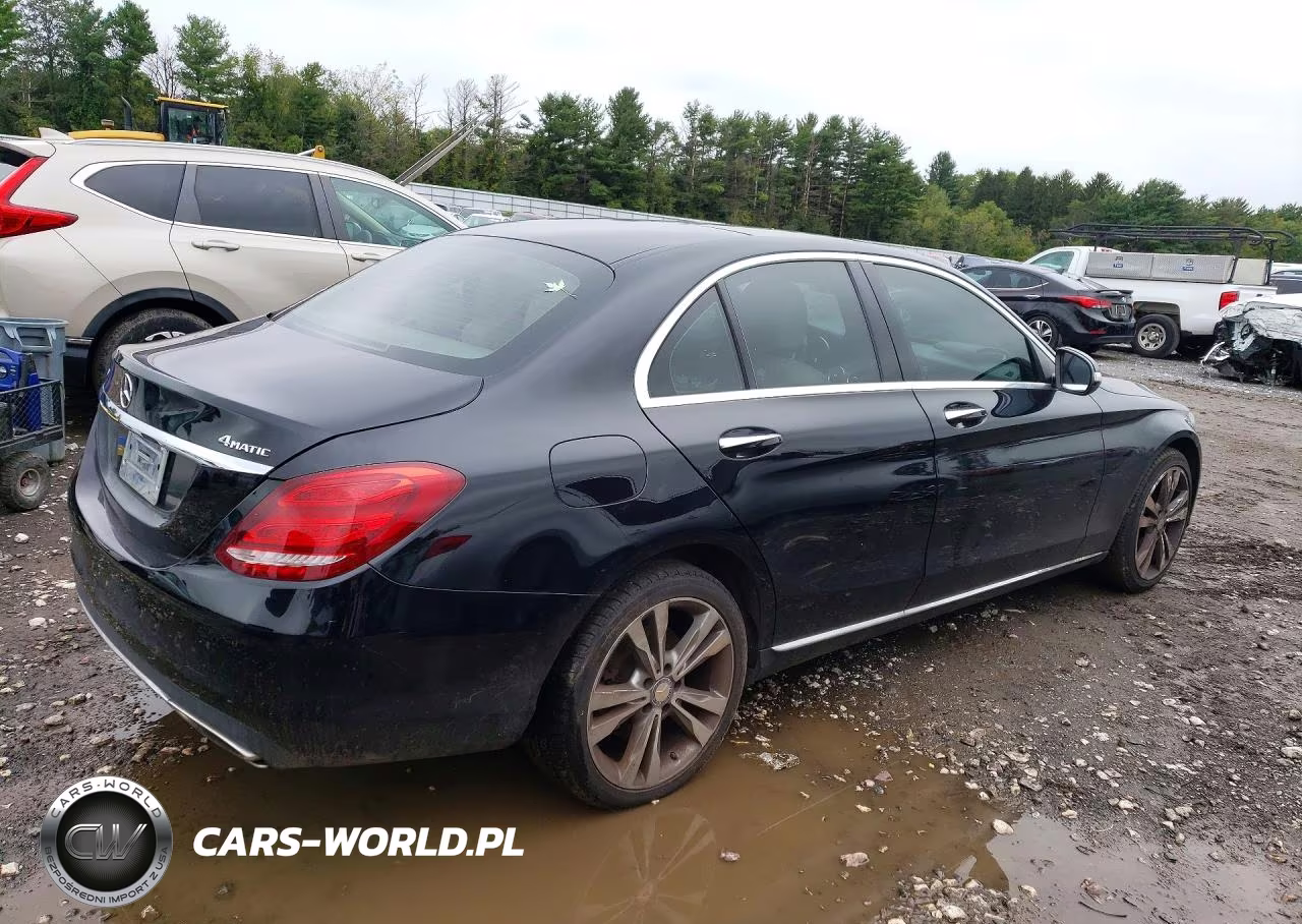2015 Mercedes-Benz C 300 4Matic VIN:55SWF4KB0FU002600 - 3
