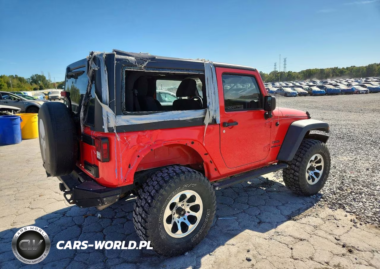 2013 Jeep Wrangler Sport VIN:1C4AJWAG6DL553997 - 3