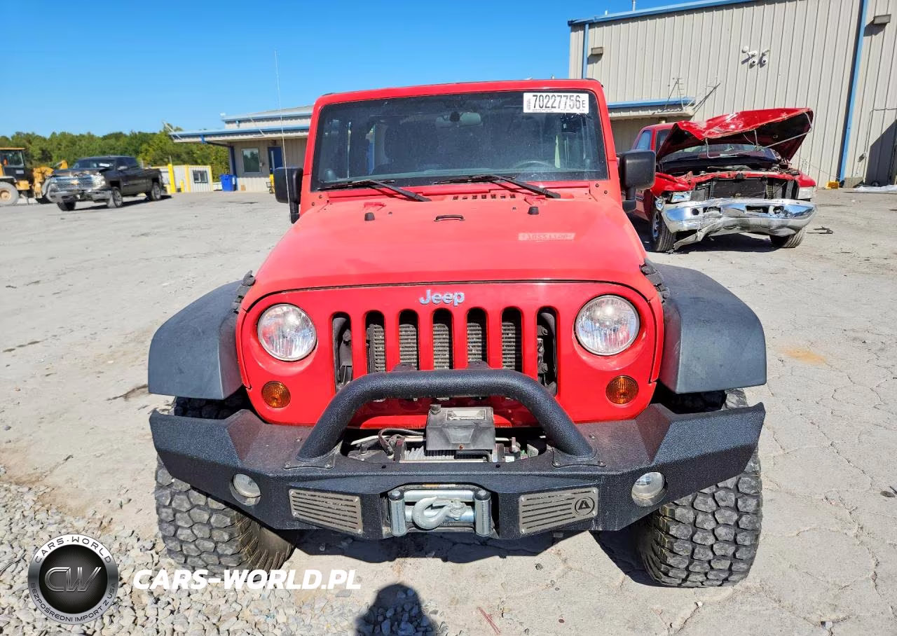 2013 Jeep Wrangler Sport VIN:1C4AJWAG6DL553997 - 5