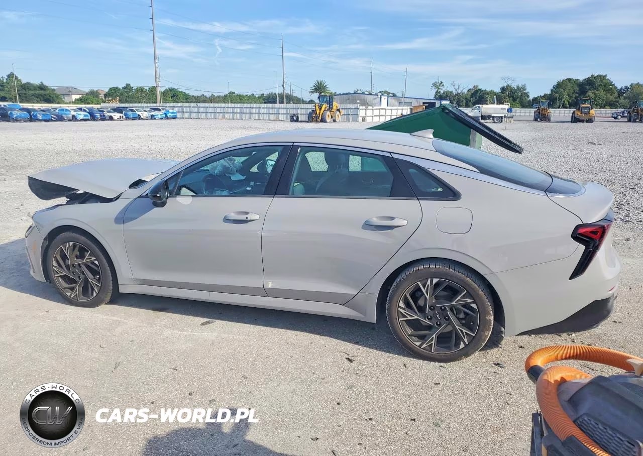 2025 Kia K5 Gt Line VIN:KNAG64J75S5353272 - 2