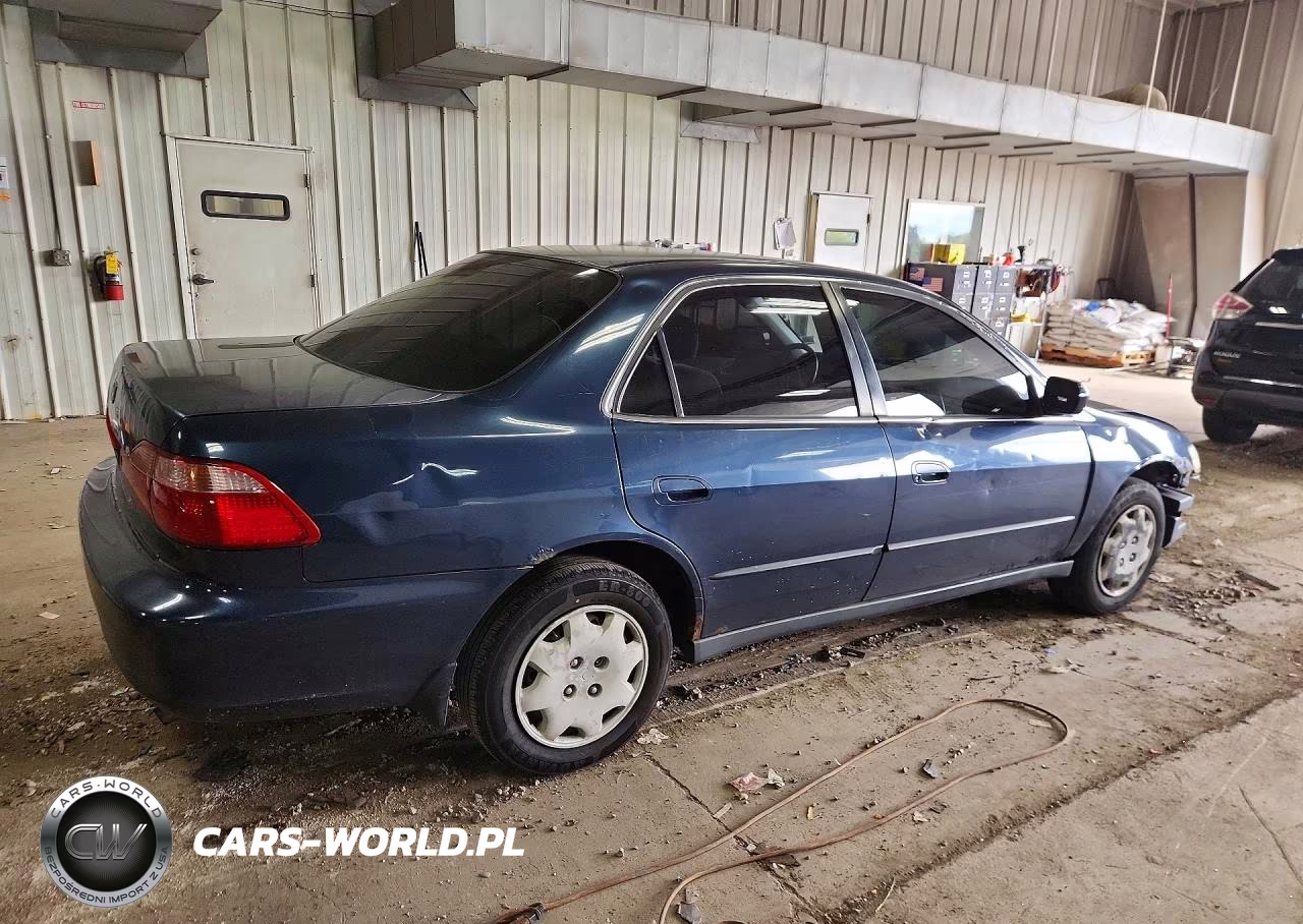 2000 Honda Accord Lx VIN:JHMCG5543YC036789 - 3
