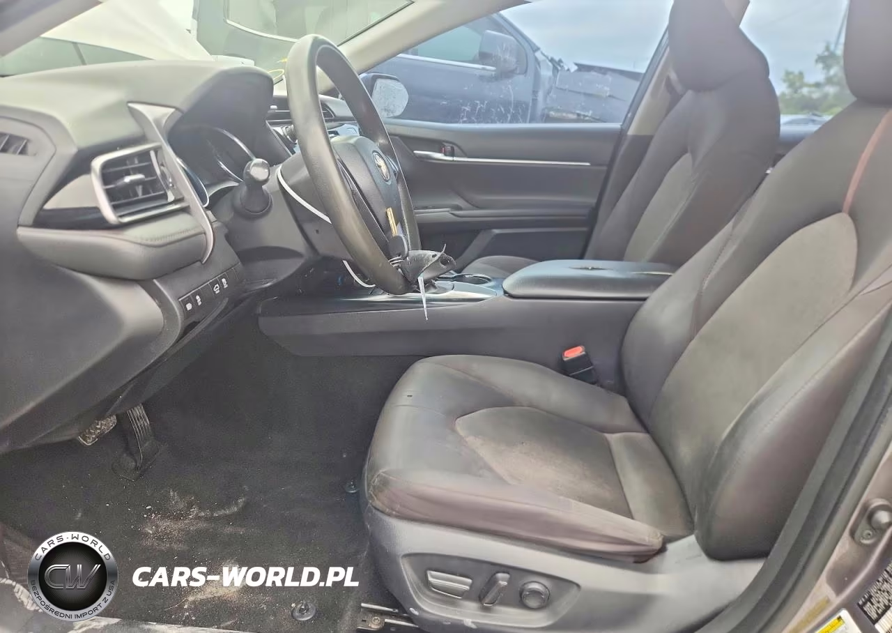 2020 Toyota Camry Le VIN:4T1C11AK2LU934069 - 7