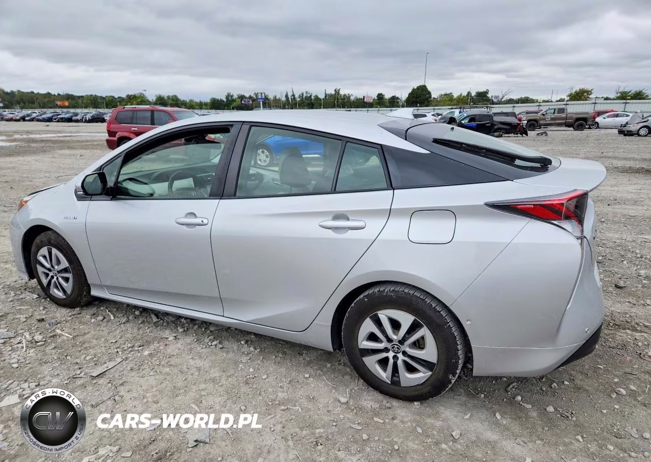 2018 Toyota Prius Two VIN:JTDKBRFU8J3063381 - 2