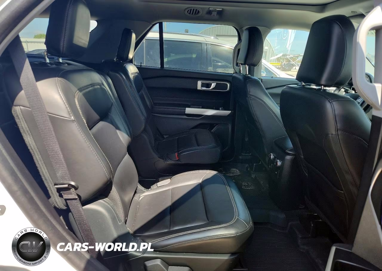 2021 Ford Explorer Xlt VIN:1FMSK8DH0MGB16678 - 11