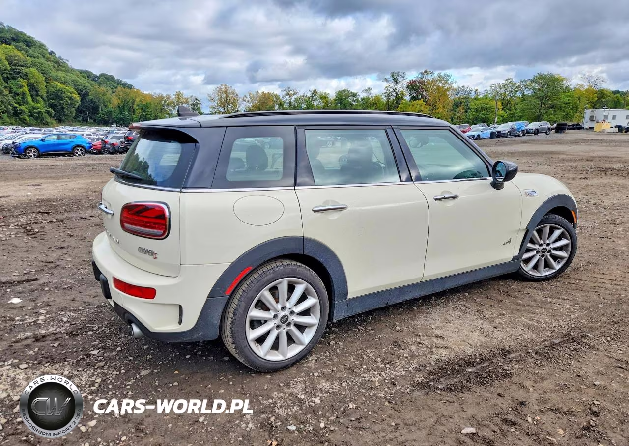 2020 Mini Cooper S Clubman All4 VIN:WMWXJ1C01L2L73597 - 3