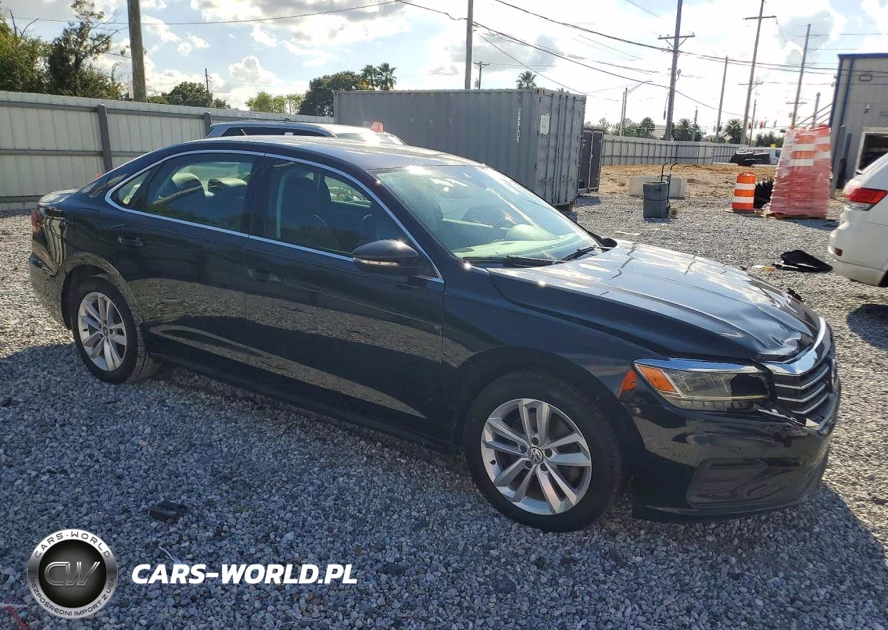 2020 Volkswagen Passat Se VIN:1VWSA7A3XLC010588 - 4