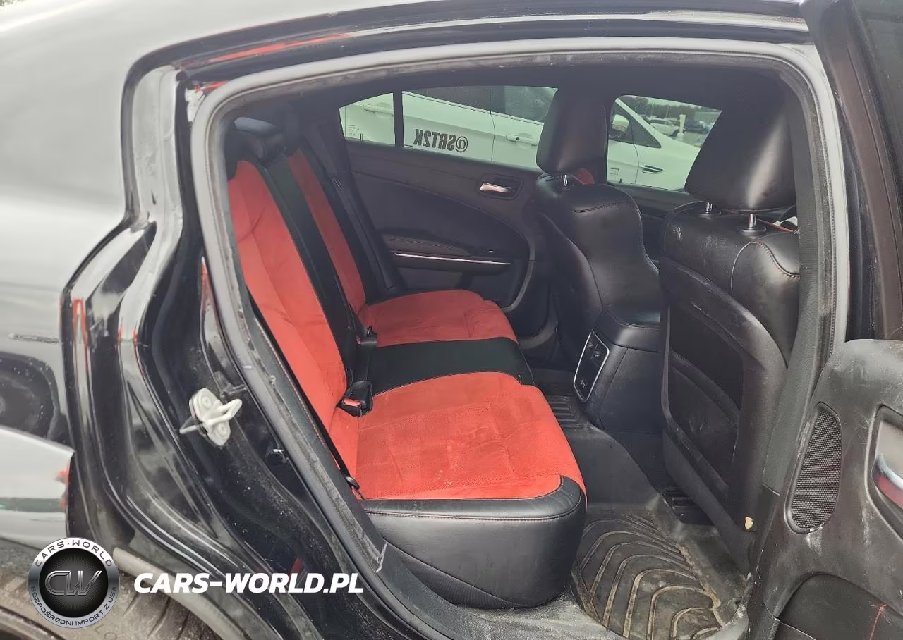 2023 Dodge Charger Scat Pack VIN:2C3CDXGJXPH508561 - 10
