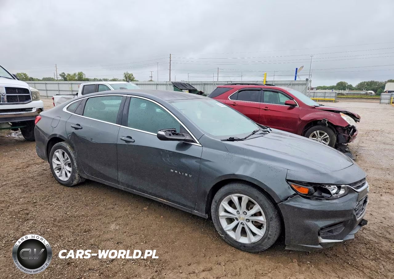 2018 Chevrolet Malibu Lt VIN:1G1ZD5ST6JF247272 - 4