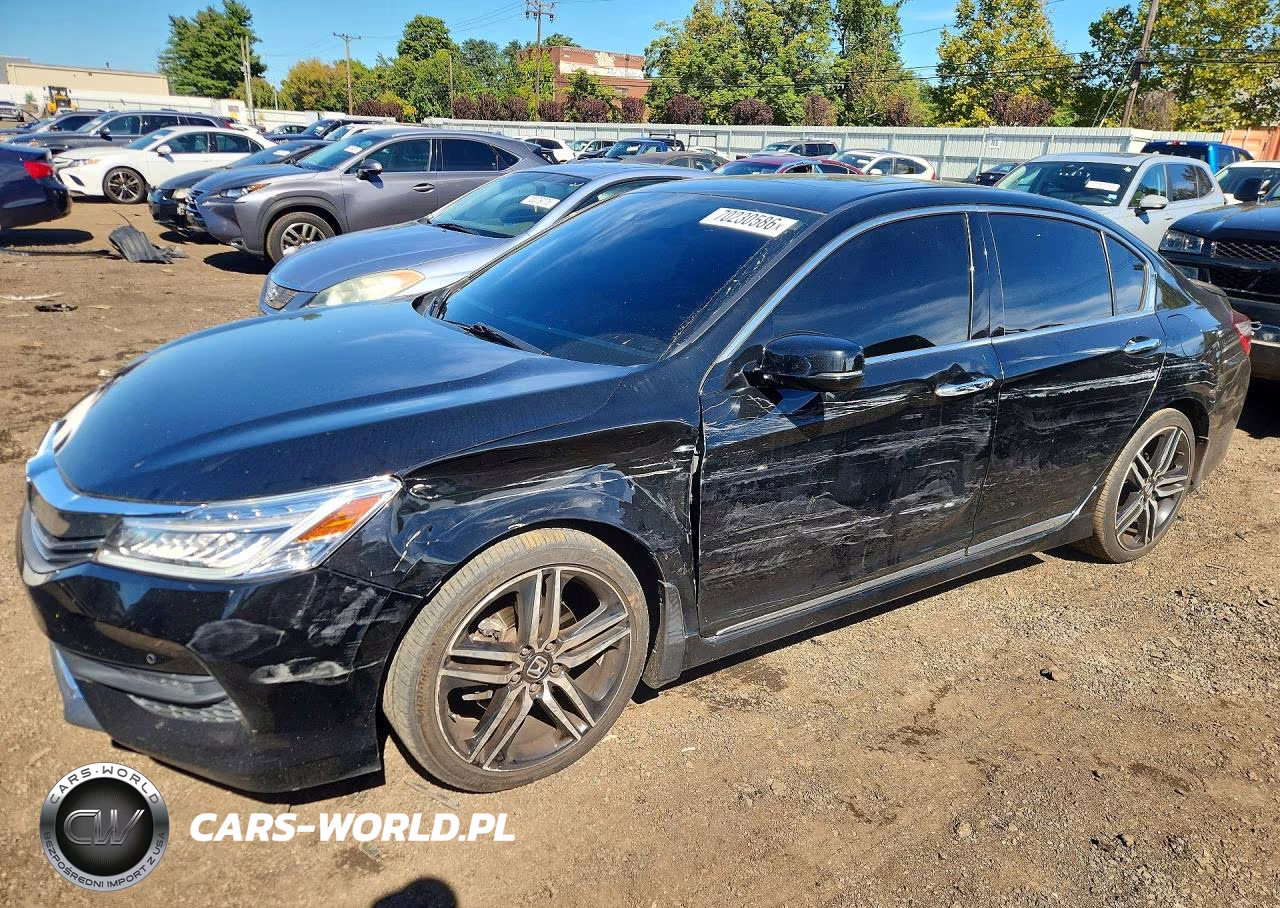 2017 Honda Accord Touring VIN:1HGCR3F99HA019616 - 1