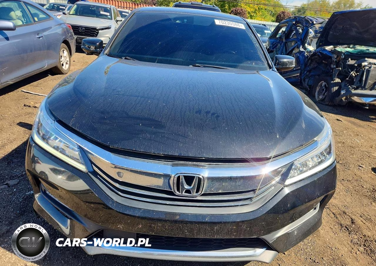 2017 Honda Accord Touring VIN:1HGCR3F99HA019616 - 5