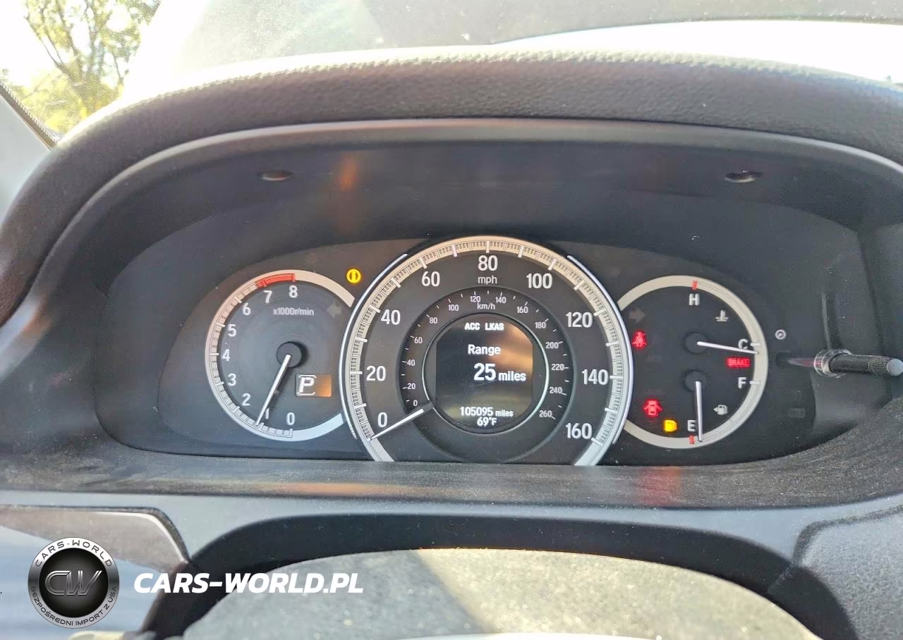 2017 Honda Accord Touring VIN:1HGCR3F99HA019616 - 9