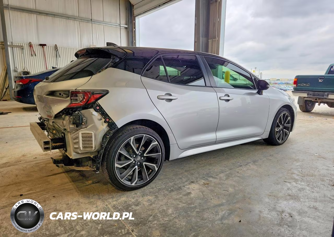2022 Toyota Corolla Xse VIN:JTNC4MBE4N3149496 - 3