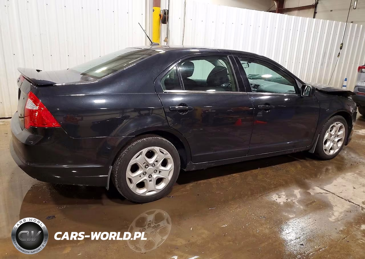 2010 Ford Fusion Se VIN:3FAHP0HA0AR230334 - 3