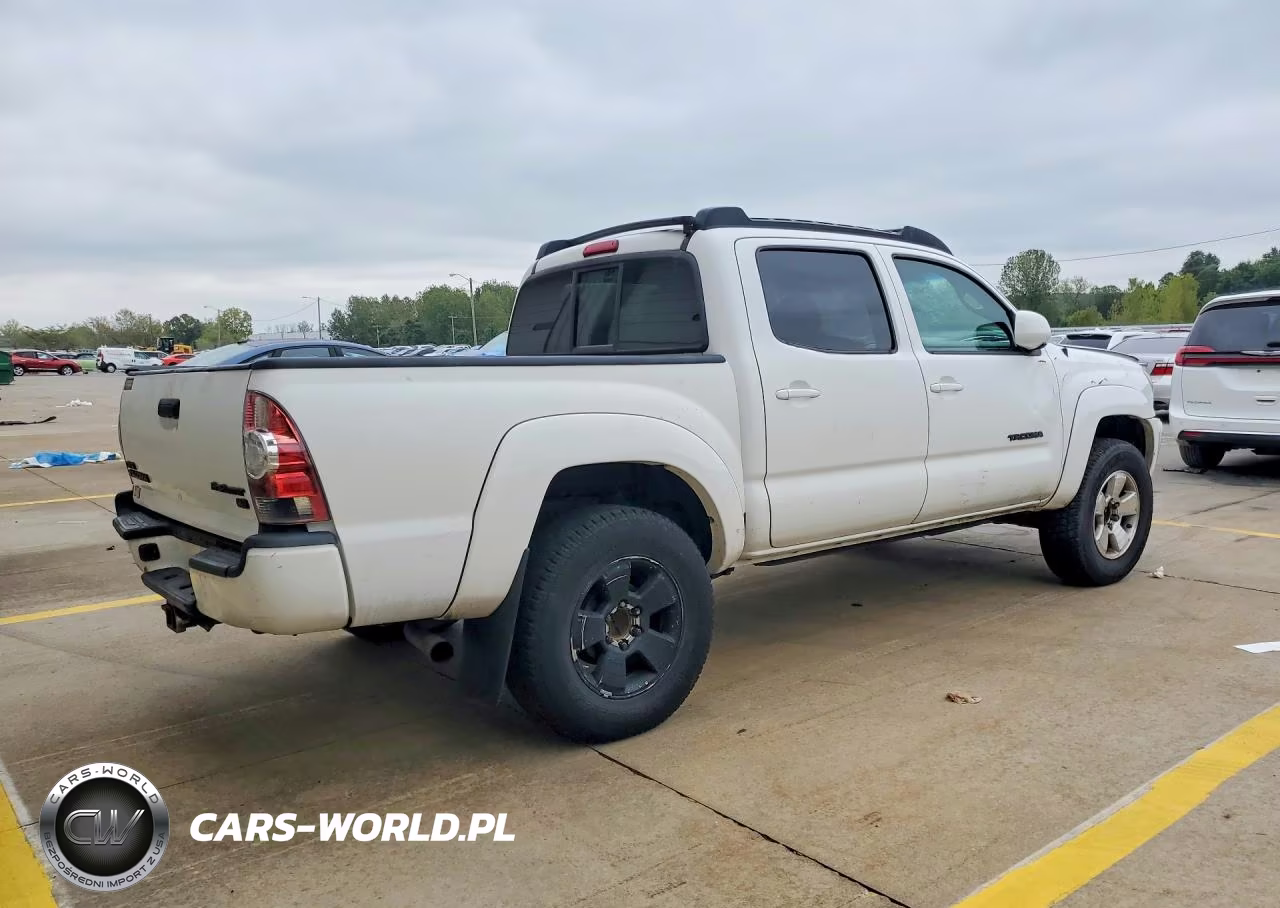 2011 Toyota Tacoma Double Cab Prerunner VIN:3TMJU4GN0BM116543 - 3