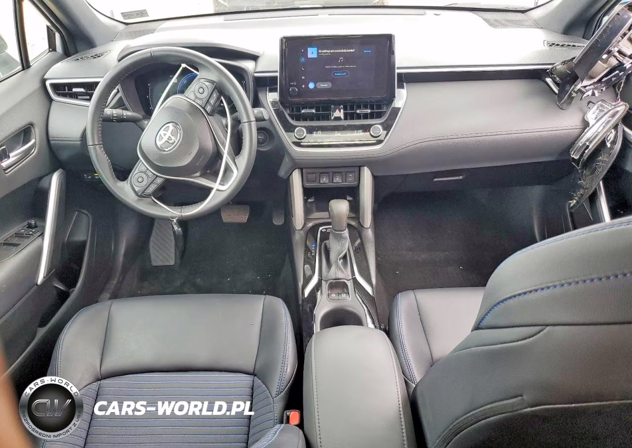 2025 Toyota Corolla Cross Hybrid Xse VIN:7MUFBABG7SV085199 - 8