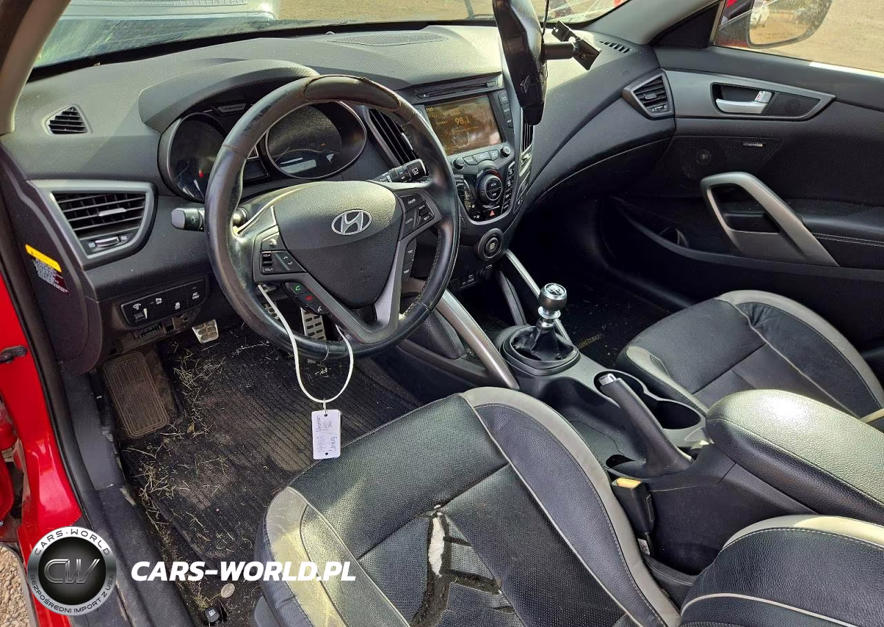 2015 Hyundai Veloster Turbo VIN:KMHTC6AE2FU240410 - 8
