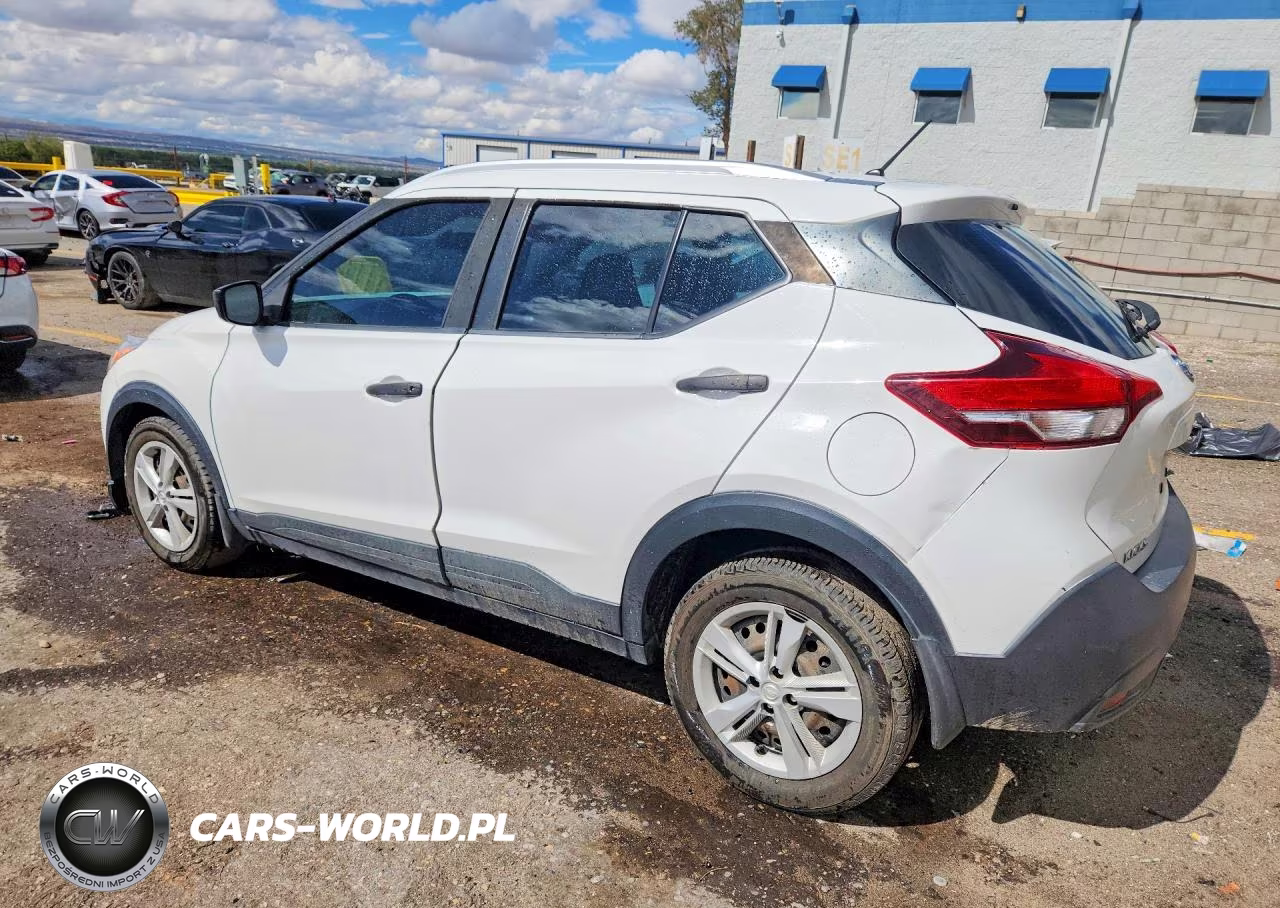 2019 Nissan Kicks S VIN:3N1CP5CU0KL543085 - 2