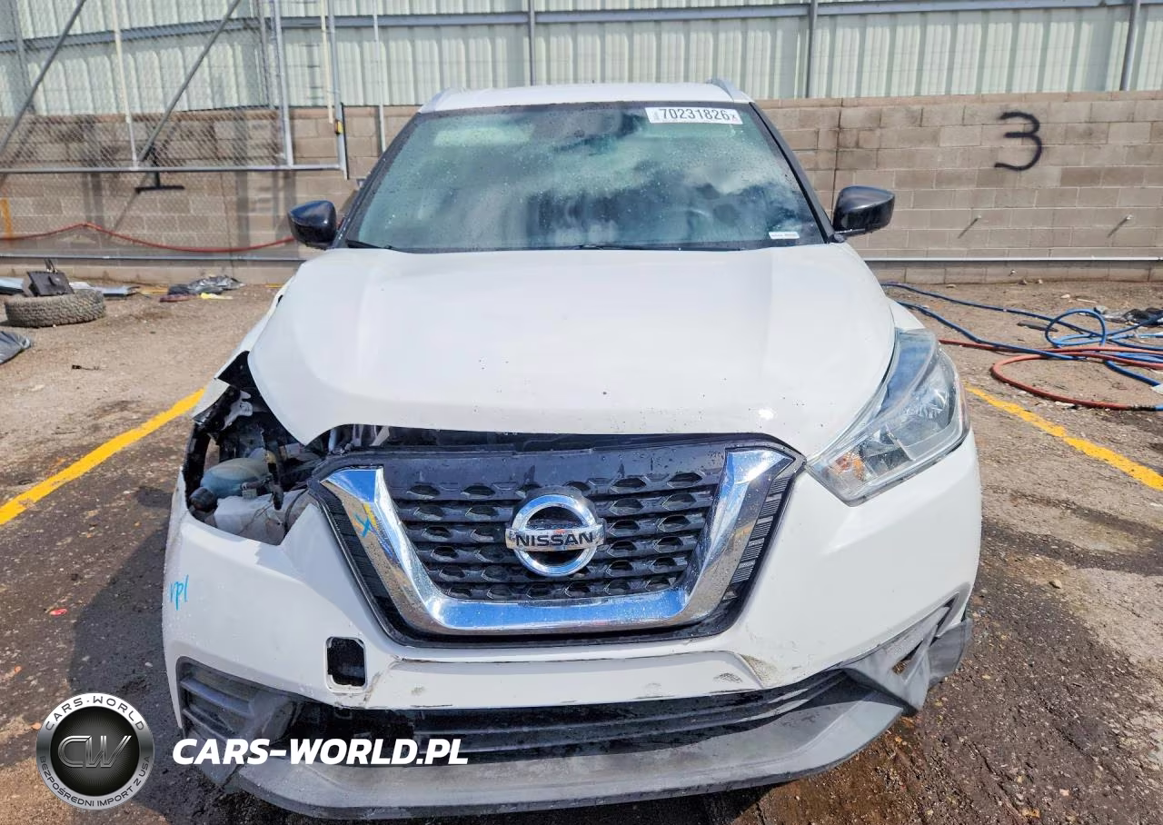 2019 Nissan Kicks S VIN:3N1CP5CU0KL543085 - 5