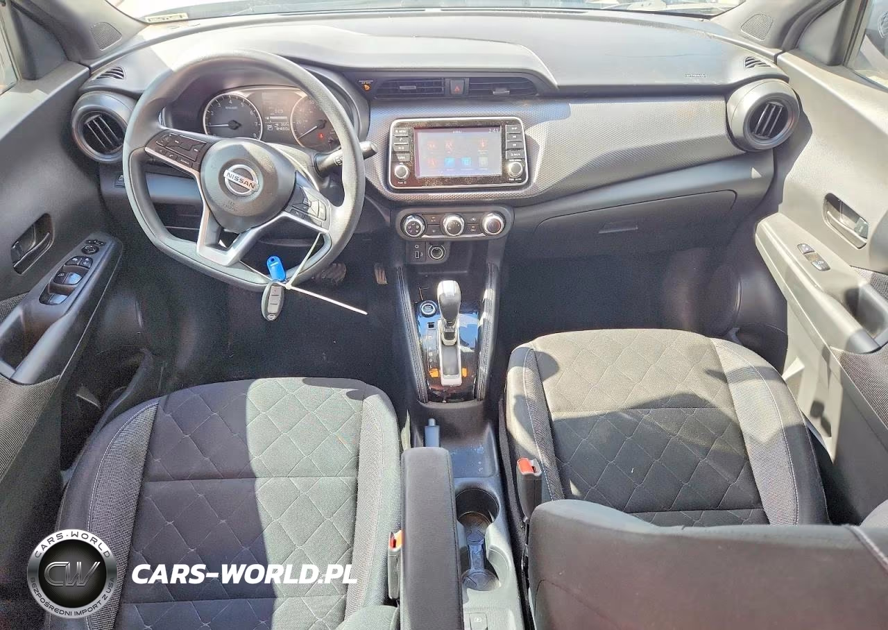 2019 Nissan Kicks S VIN:3N1CP5CU0KL543085 - 8