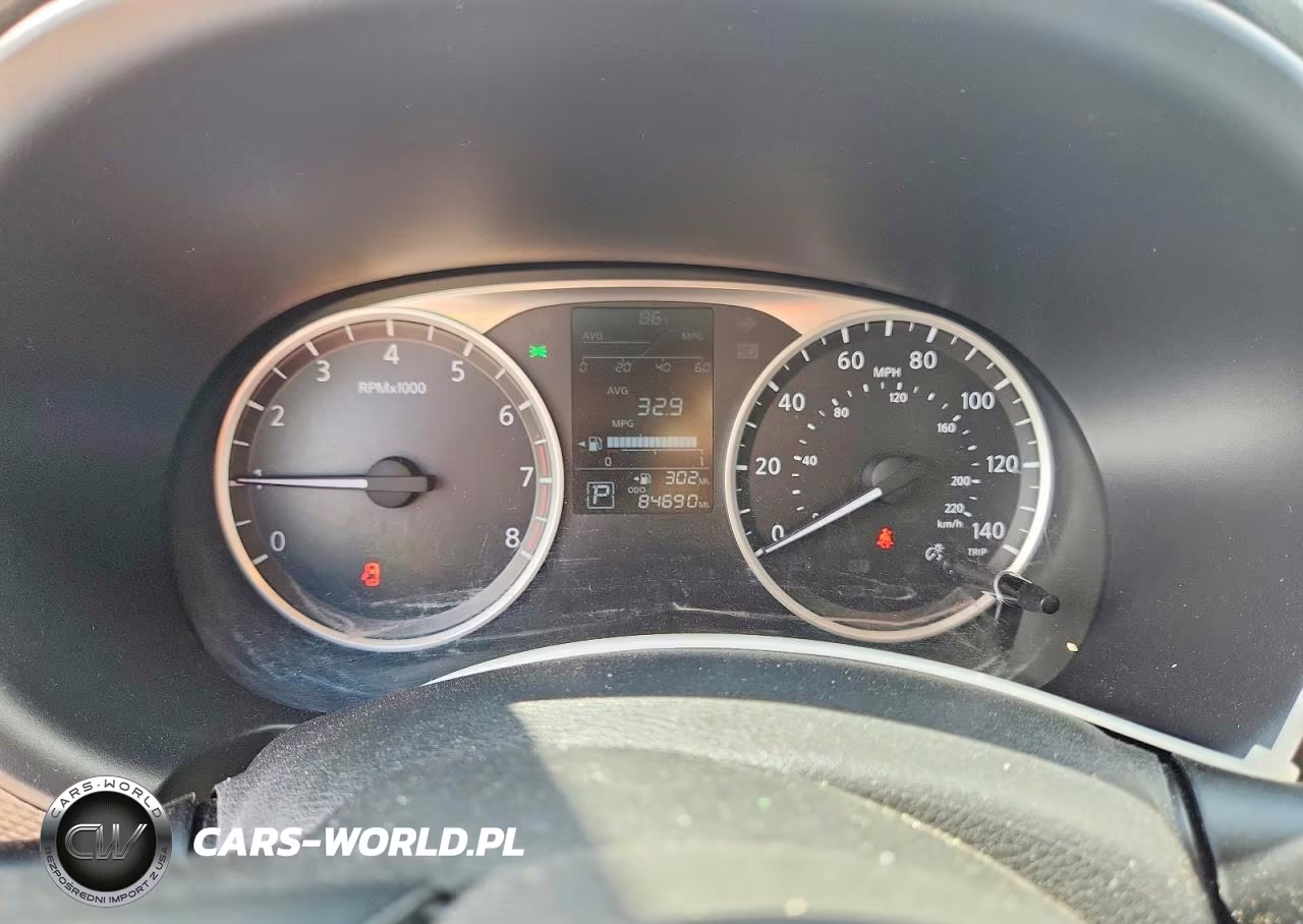 2019 Nissan Kicks S VIN:3N1CP5CU0KL543085 - 9