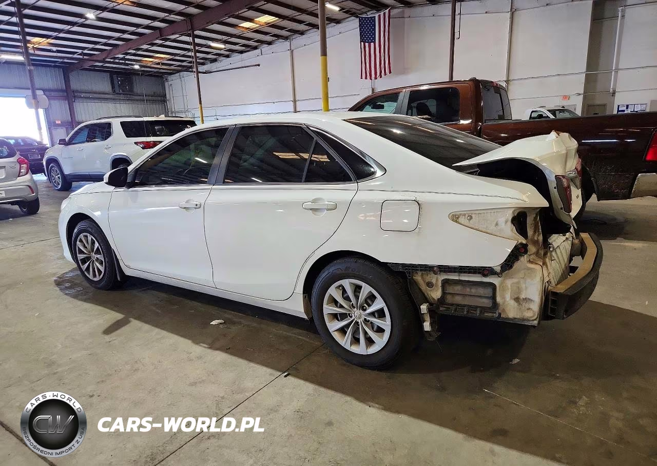2017 Toyota Camry Le VIN:4T1BF1FK8HU715176 - 2
