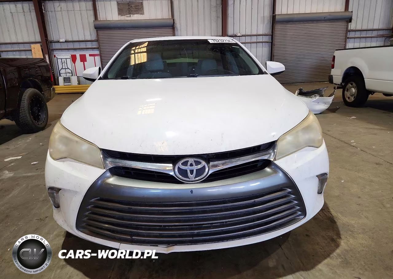 2017 Toyota Camry Le VIN:4T1BF1FK8HU715176 - 5
