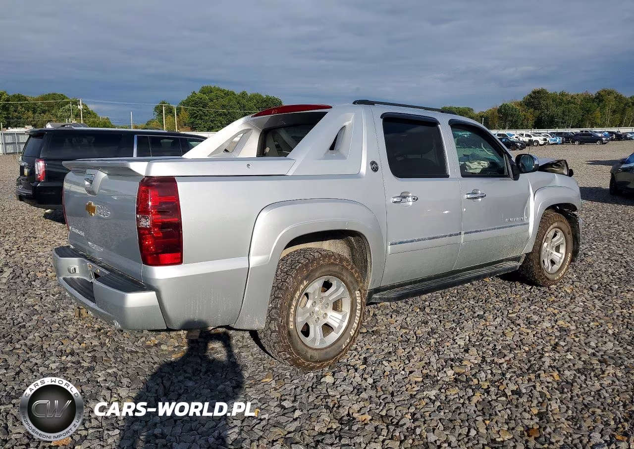 2013 Chevrolet Avalanche Ltz VIN:3GNTKGE71DG358707 - 3