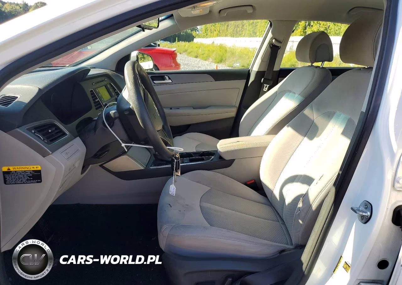2015 Hyundai Sonata Se VIN:5NPE24AF2FH205700 - 7