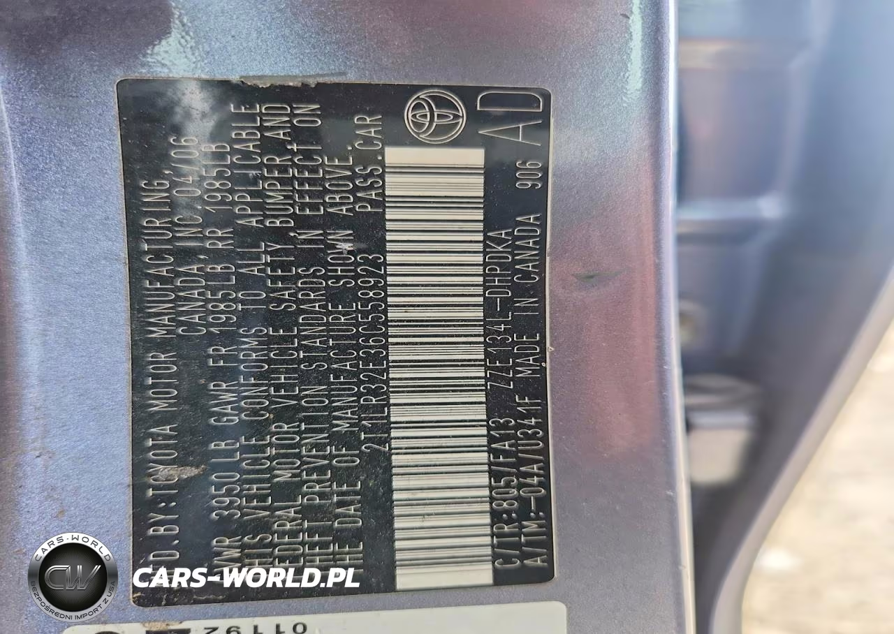 2006 Toyota Matrix Base VIN:2T1LR32E36C558923 - 12