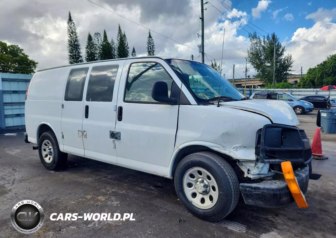 2013 Chevrolet Express 1500 Cargo Delivery Van VIN:1GCSGAFX9D1168010 - 4