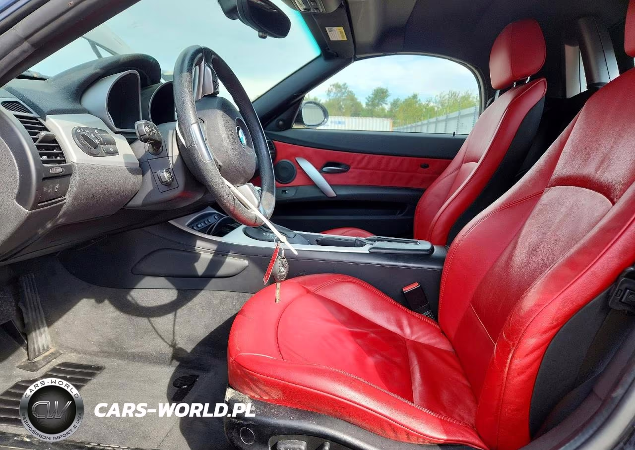 2007 BMW Z4 3.0Si VIN:4USBU53597LX02970 - 7