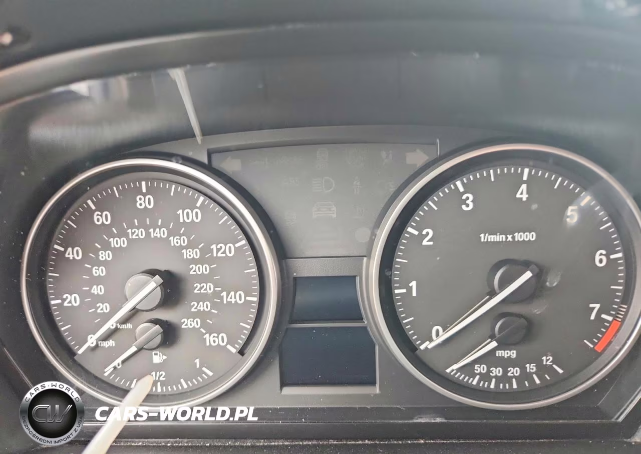 2014 BMW X1 xDrive28I VIN:WBAVL1C50EVY13775 - 9