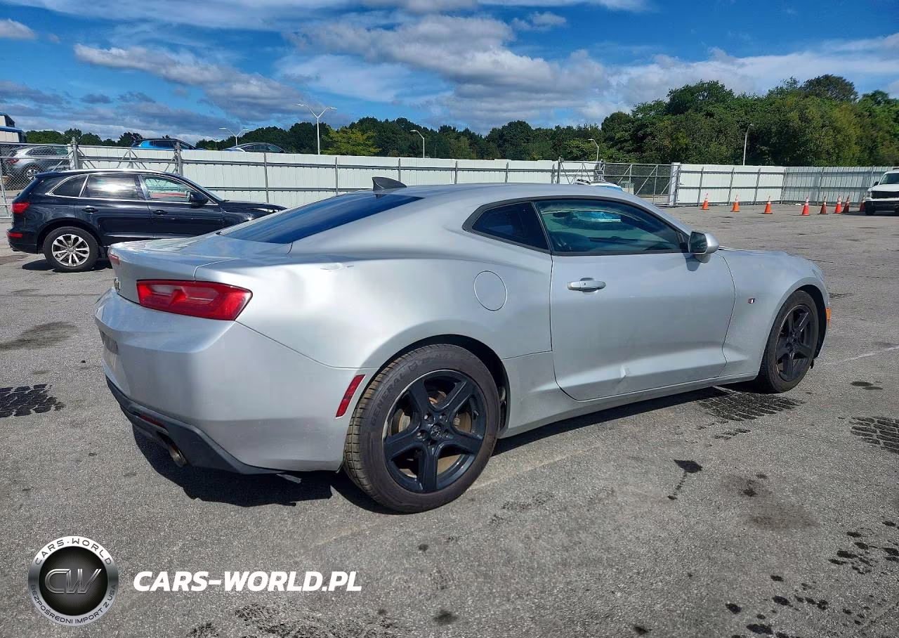 2017 Chevrolet Camaro Lt VIN:1G1FB1RS9H0114534 - 3