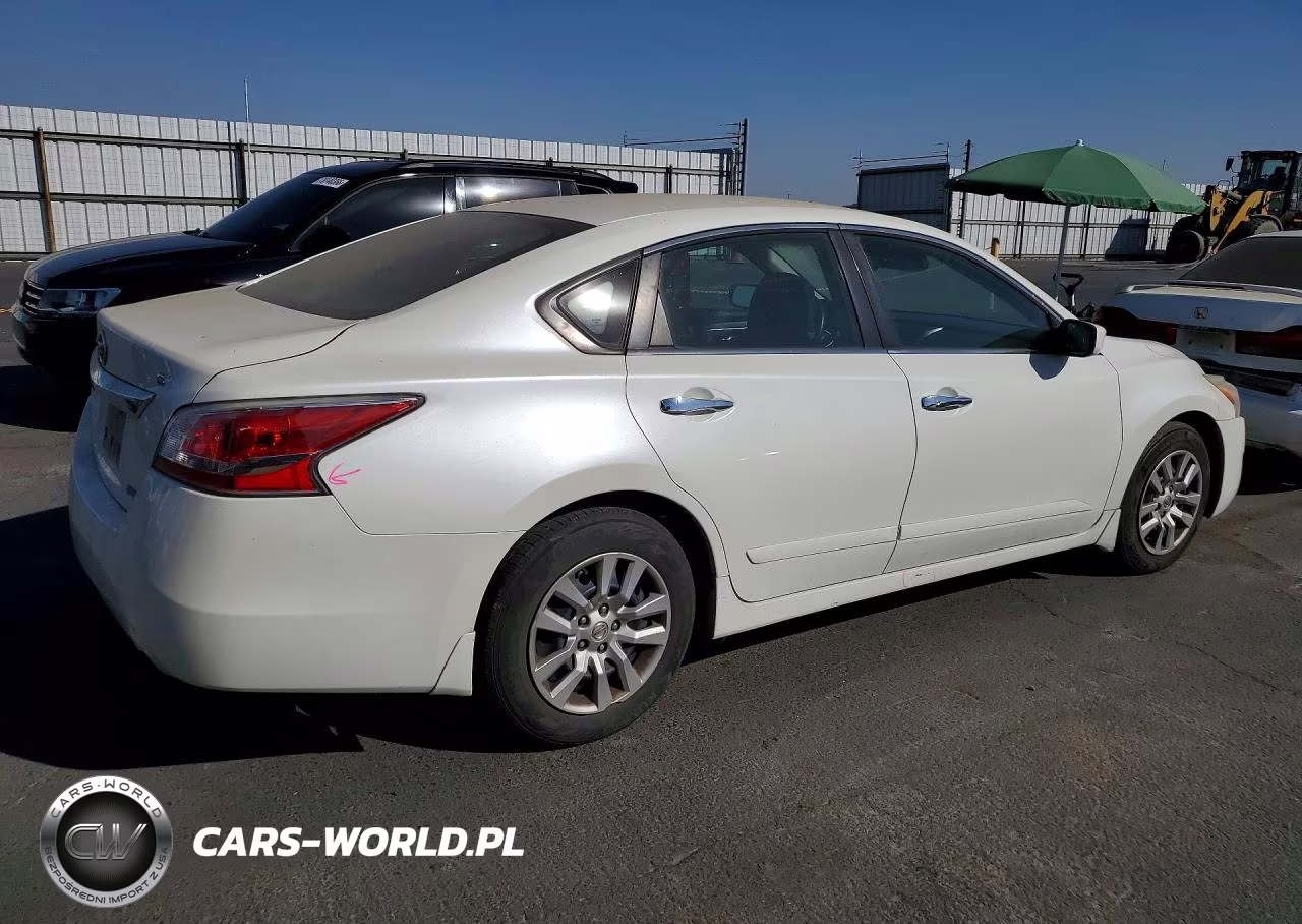 2014 Nissan Altima 2.5 S VIN:1N4AL3APXEN229360 - 3