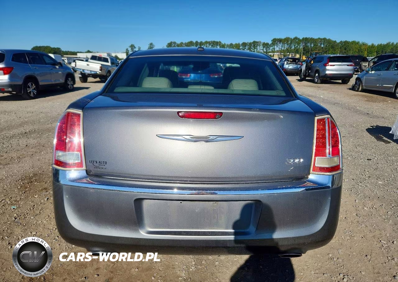 2012 Chrysler 300 VIN:2C3CCAAG6CH274815 - 6