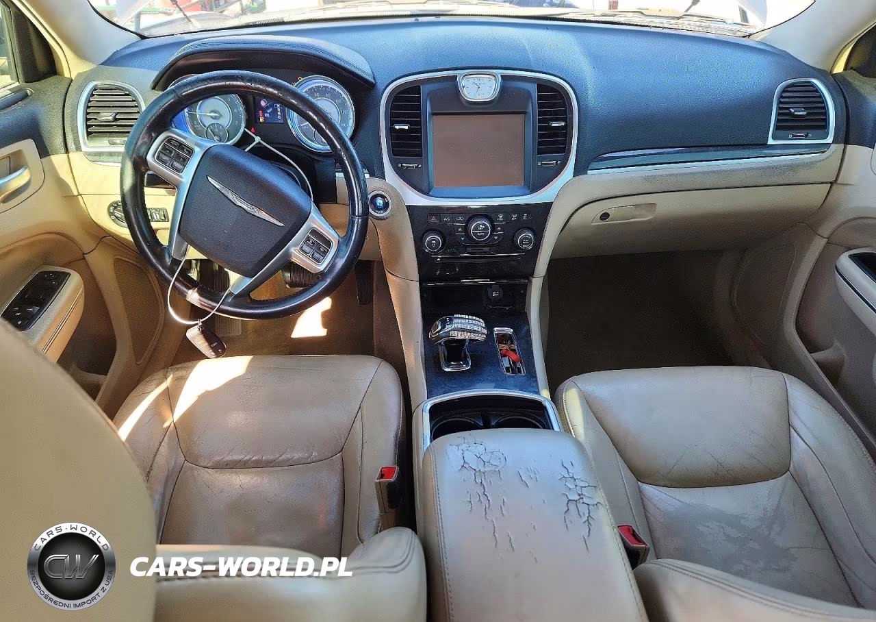 2012 Chrysler 300 VIN:2C3CCAAG6CH274815 - 8