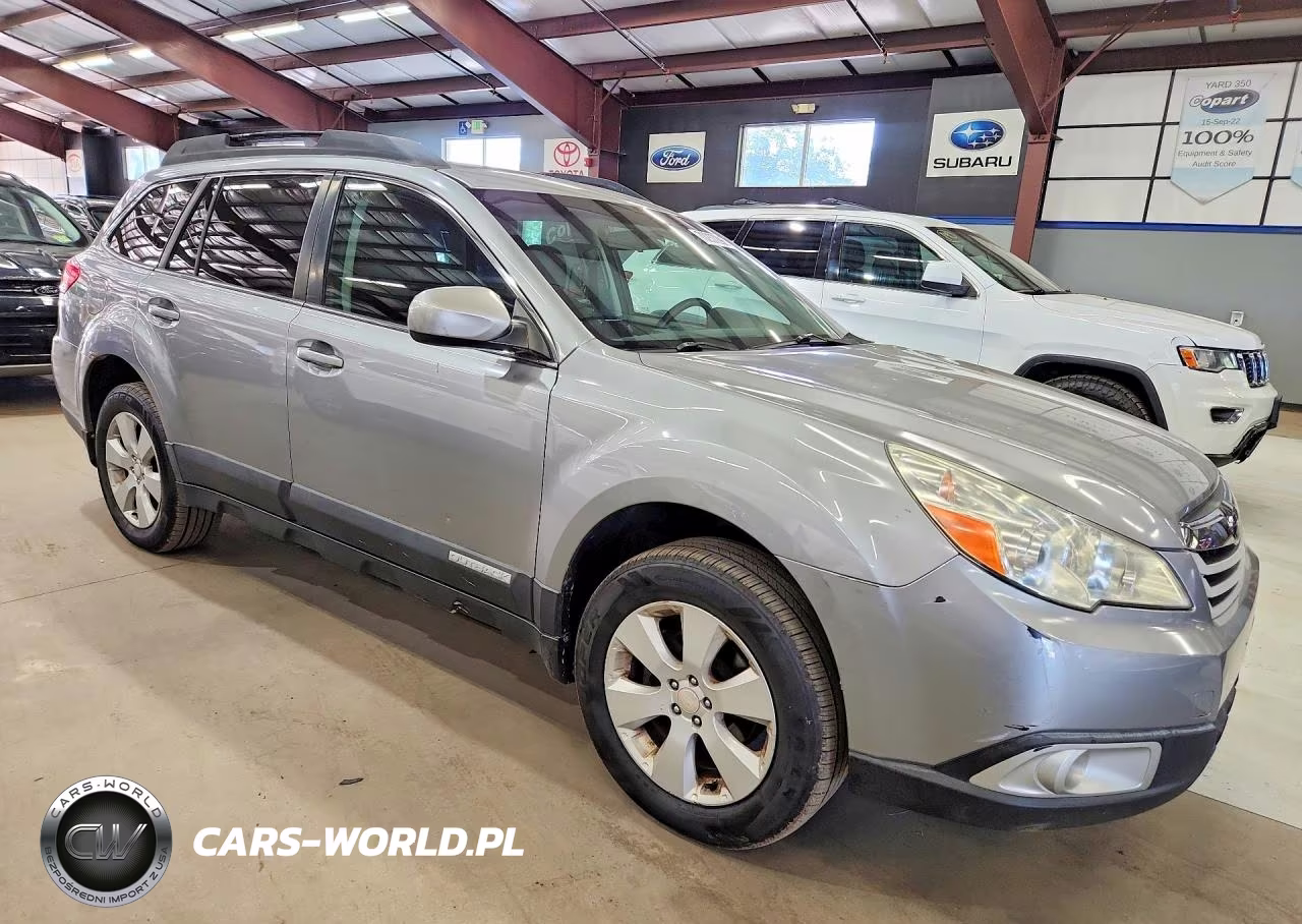 2010 Subaru Outback 2.5I Premium VIN:4S4BRBGC7A3339103 - 4