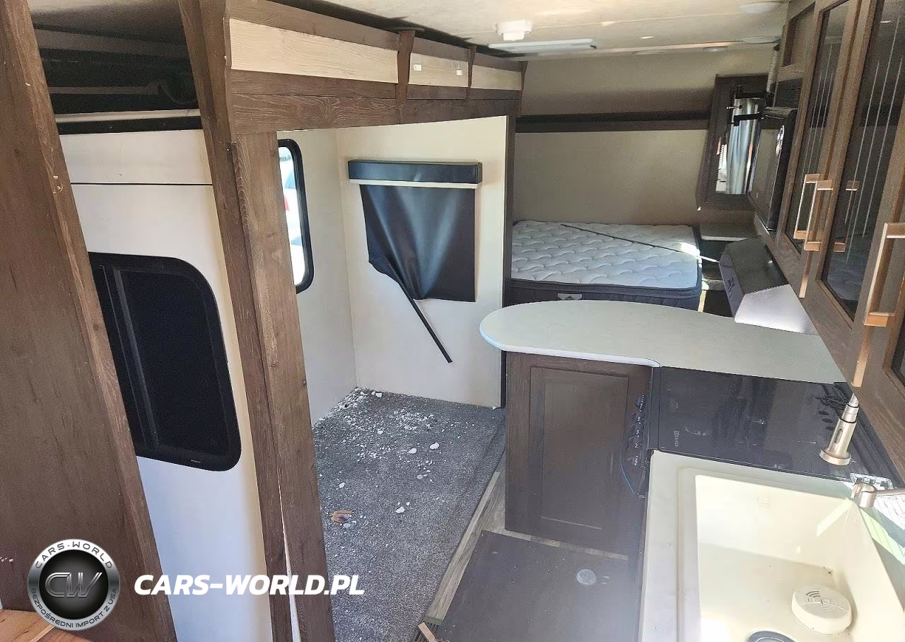 2018 Forest River Hyper Lite Camper VIN:4X4TWBY29JU016439 - 6
