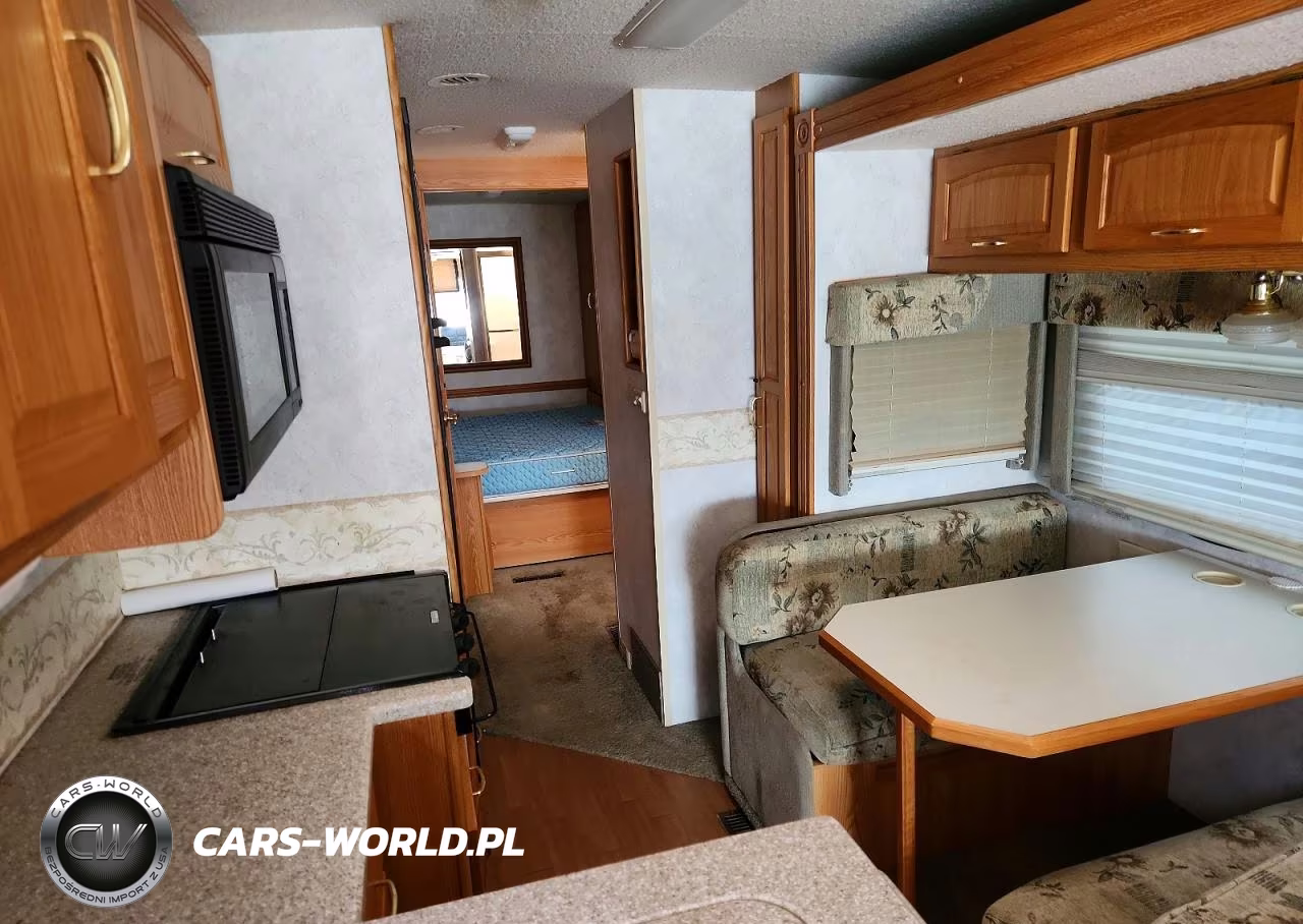2004 Workhorse Custom Chassis Motorhome Chassis P3500 VIN:5B4LP57G243386214 - 6