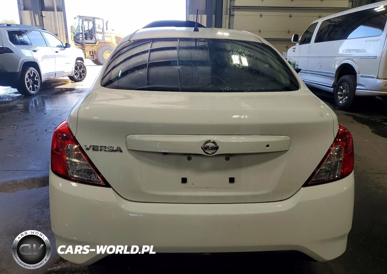 2019 Nissan Versa S VIN:3N1CN7AP5KL827617 - 6