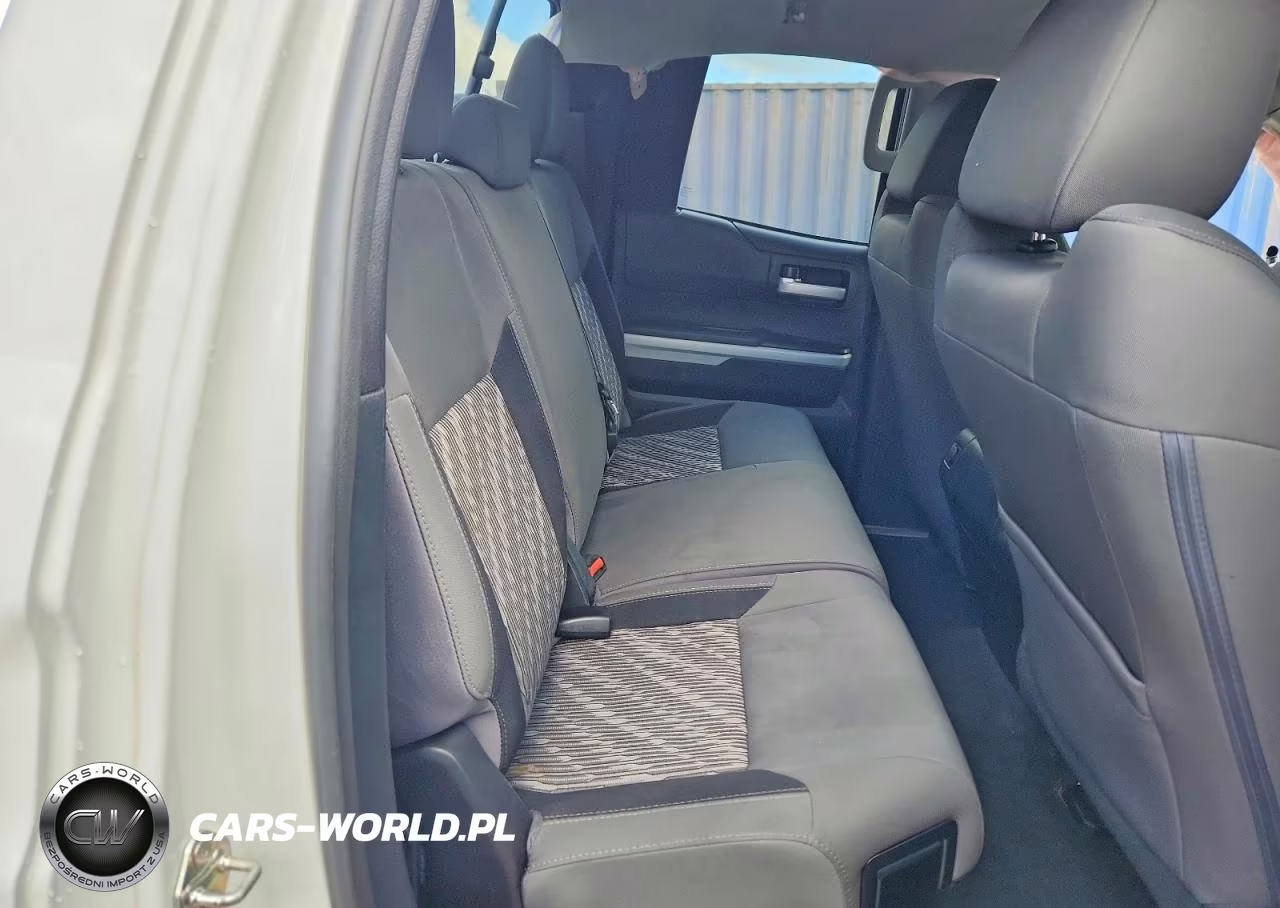 2018 Toyota Tundra Sr5 VIN:5TFUW5F12JX708742 - 10