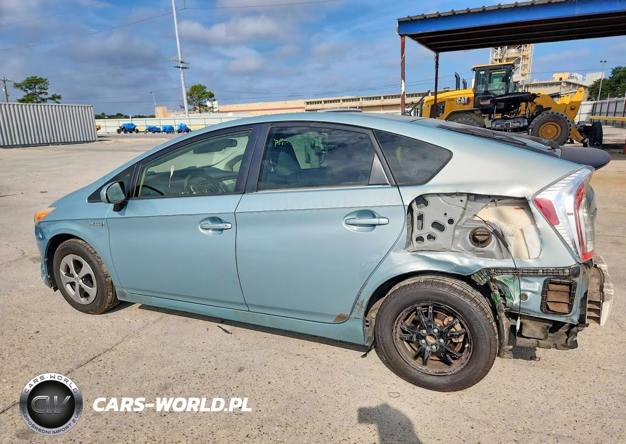 2013 Toyota Prius Two VIN:JTDKN3DU8D1716296 - 2