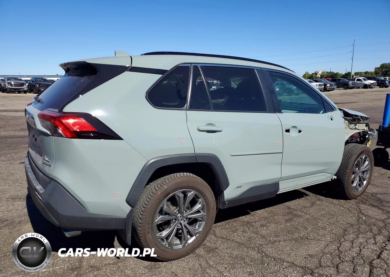 2022 Toyota Rav4 Xle Premium VIN:4T3B6RFV1NU070687 - 3