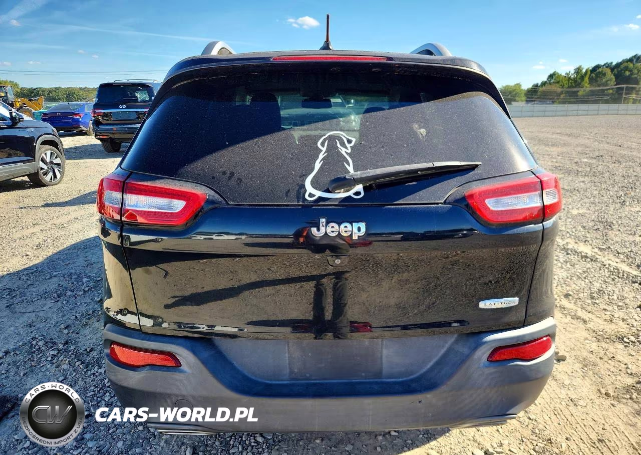 2015 Jeep Cherokee Latitude VIN:1C4PJLCSXFW661003 - 6