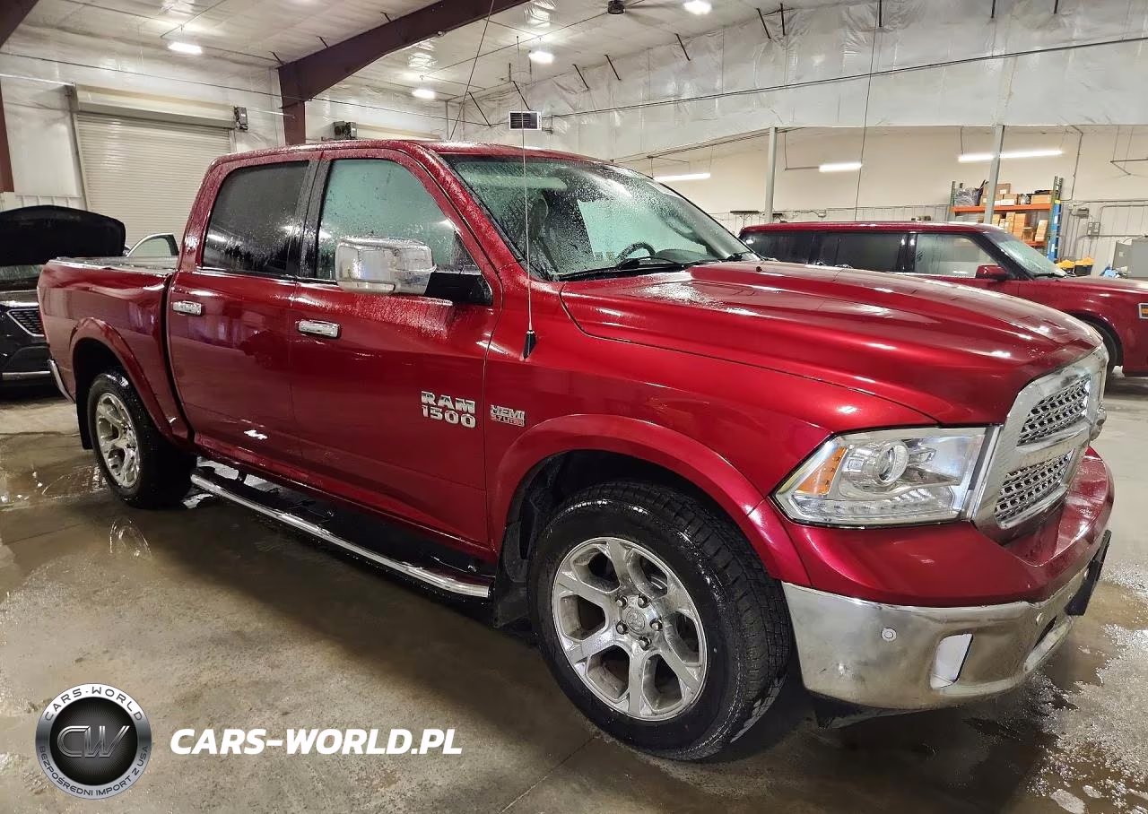 2015 Ram 1500 Laramie VIN:1C6RR7NT9FS700029 - 4