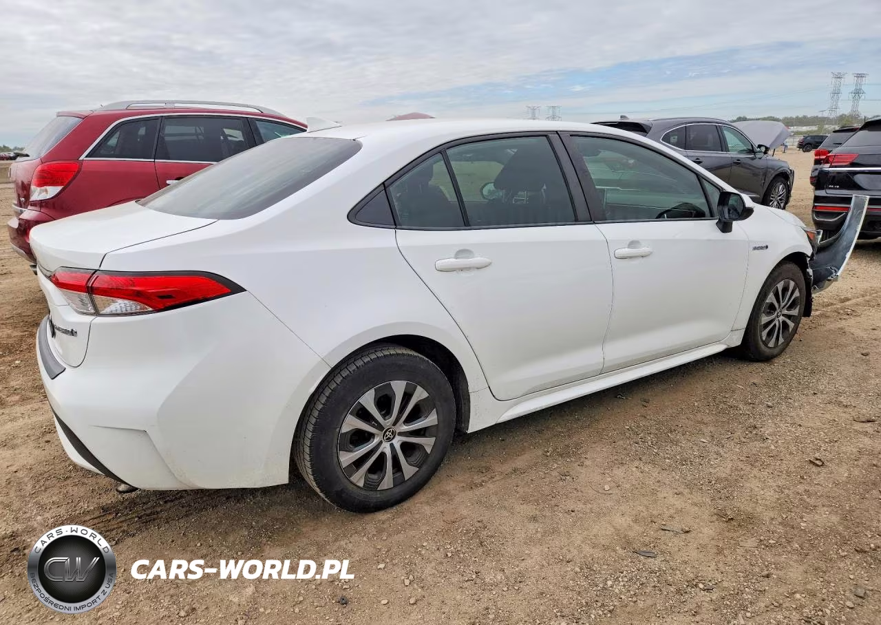 2021 Toyota Corolla Le VIN:JTDEAMDE2MJ000856 - 3