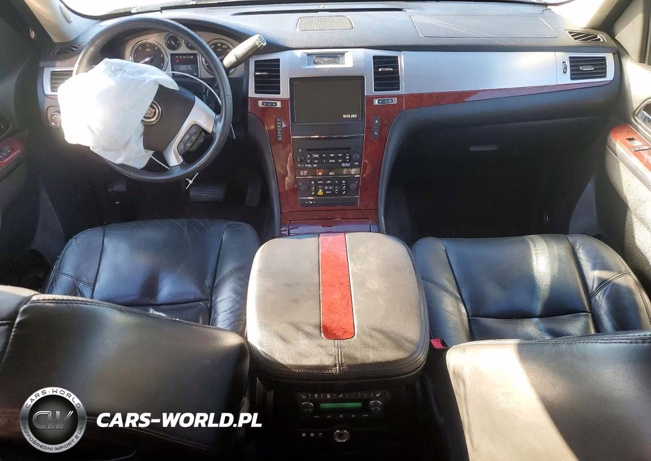 2011 Cadillac Escalade Luxury VIN:1GYS4BEFXBR265345 - 8