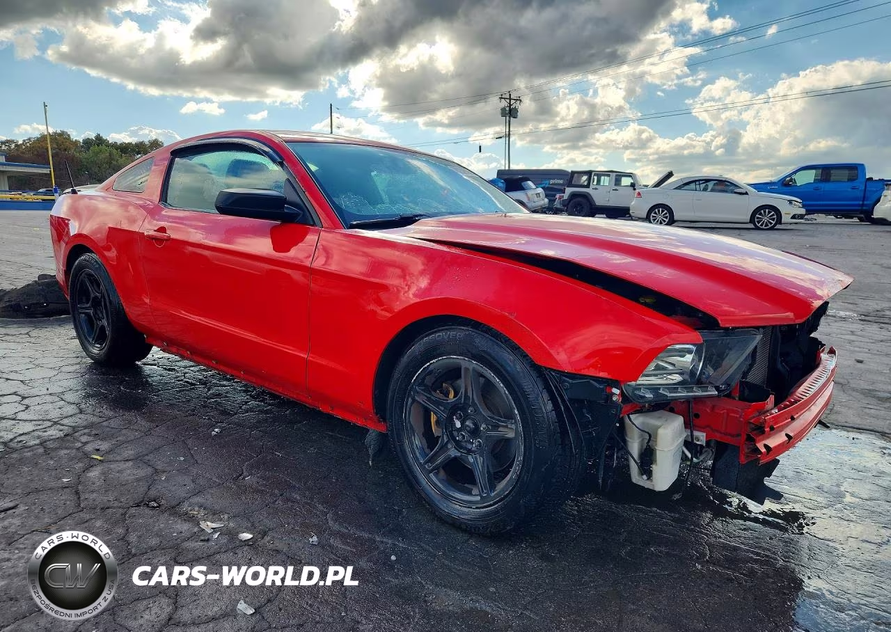 2014 Ford Mustang V6 VIN:1ZVBP8AM4E5315119 - 4