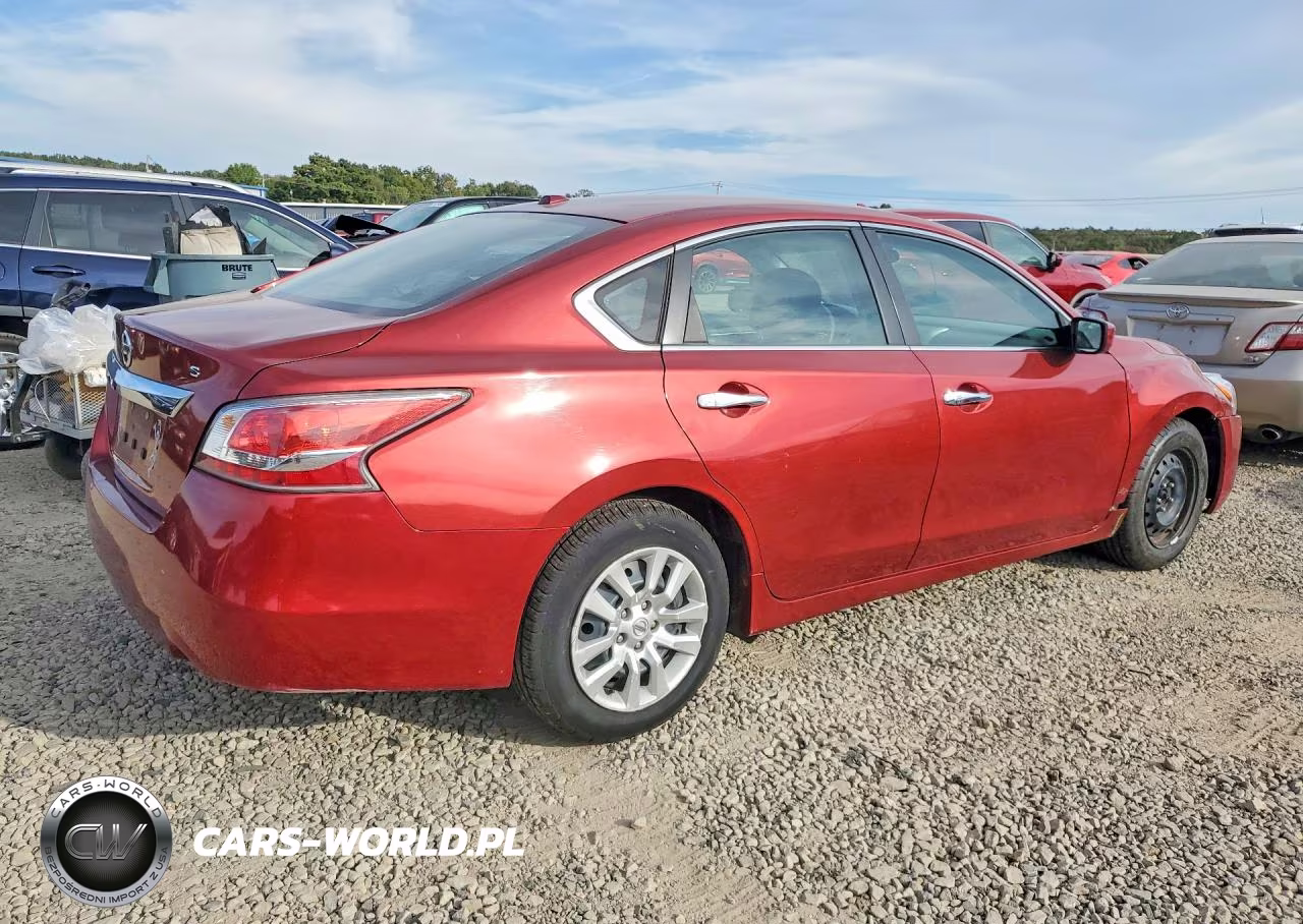 2015 Nissan Altima 2.5 S VIN:1N4AL3AP5FC180632 - 3